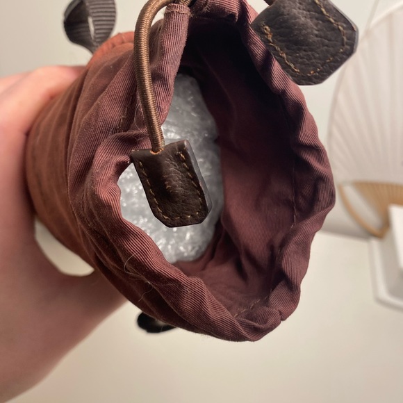 SOLD Gucci Water Bottle Holder - Picture 8 of 11